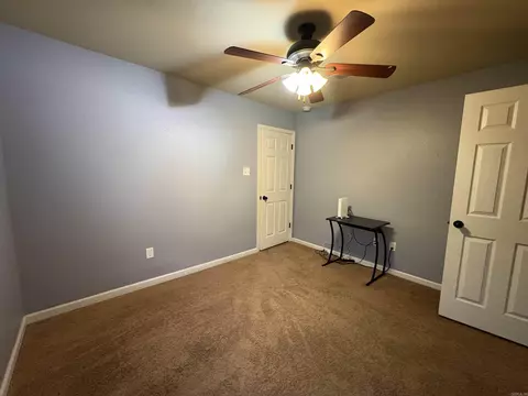 Bedroom - 2025 Shadow Ridge Rd, Conway, AR 72032 photo 3 of 4