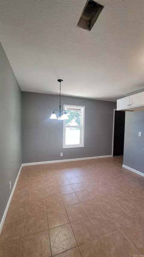 Dining - 417 Wayne, Trumann, AR 72472 photo 1 of 1