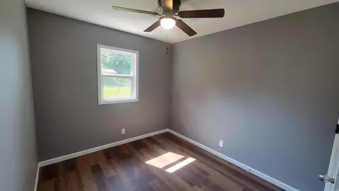 Bedroom - 417 Wayne, Trumann, AR 72472 photo 3 of 3