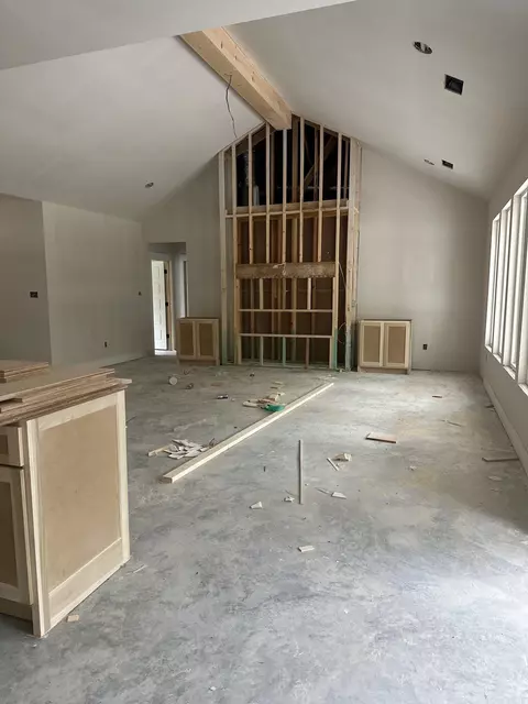 Living - 9305 Zuber, Alexander, AR 72002 photo 1 of 2