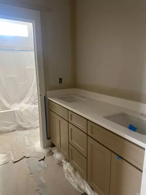 Bath - 9305 Zuber, Alexander, AR 72002 photo 2 of 4