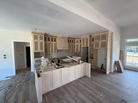 Kitchen - 1 Grey Wolf Cv, Greenbrier, AR 72058 photo 2 of 3