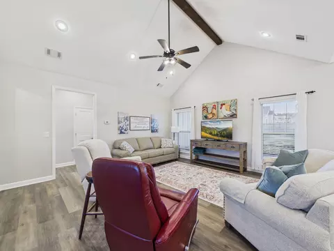 Living - 175 Jl Loop, Southside, AR 72501 photo 5 of 5
