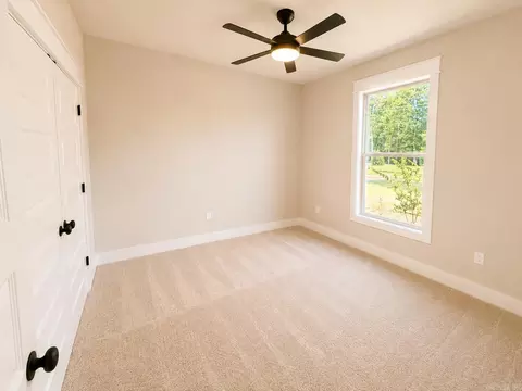 Bedroom - 6856 Detonti, Bauxite, AR 72011 photo 3 of 4