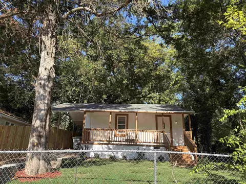 300 Brenda St, Hot Springs, AR 71913