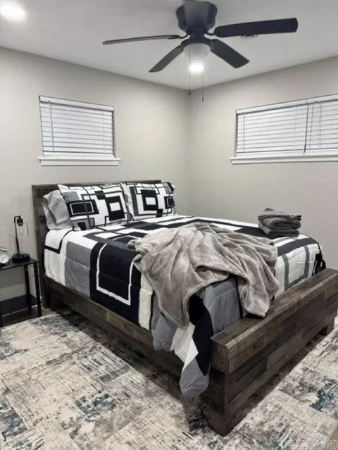 Bedroom - 2302 Pine Hill Dr, Pine Bluff, AR 71603 photo 3 of 3