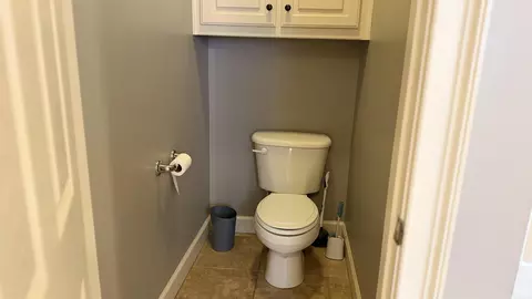 Bath - 3622 Independence Dr, Bryant, AR 72022 photo 2 of 8