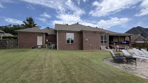 Exterior - 3622 Independence Dr, Bryant, AR 72022 photo 6 of 8