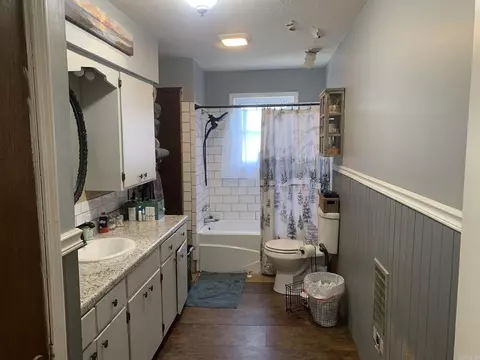 Bath - 414 Leigh St, Ola, AR 72853 photo 1 of 2