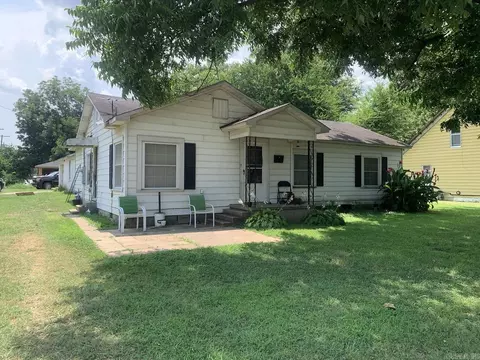 Exterior - 414 Leigh St, Ola, AR 72853 photo 2 of 5