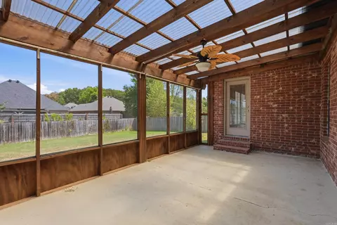Exterior - 1160 Calloway Dr, Conway, AR 72034 photo 4 of 5