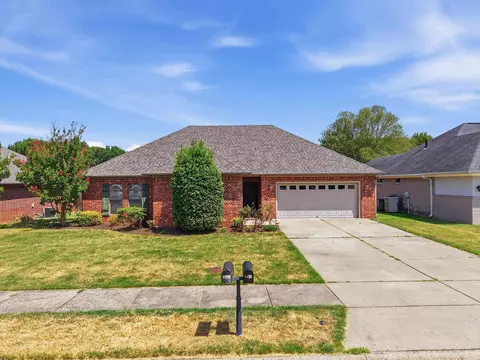 Exterior - 1160 Calloway Dr, Conway, AR 72034 photo 3 of 5