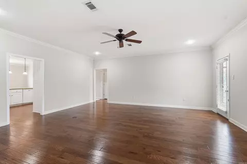 Living - 1160 Calloway Dr, Conway, AR 72034 photo 3 of 4