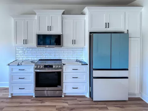 Kitchen - 9762 E Sardis Rd, Mabelvale, AR 72103 photo 2 of 4