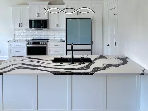 Kitchen - 9762 E Sardis Rd, Mabelvale, AR 72103 photo 1 of 4