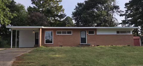 1920 Walnut, Arkadelphia, AR 71923