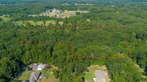 000 Nutmeg Dr, Cabot, AR 72023