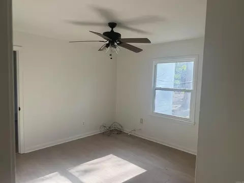 Bedroom - 2913 S Orlando, Pine Bluff, AR 71603 photo 2 of 5