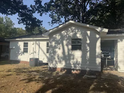 Exterior - 2913 S Orlando, Pine Bluff, AR 71603 photo 4 of 5