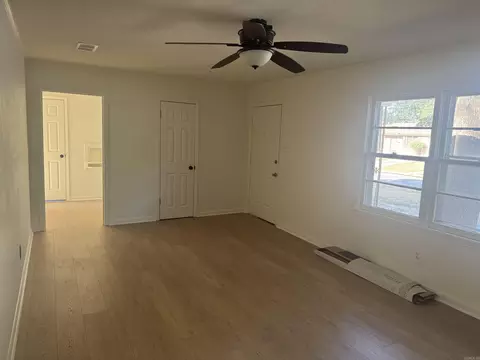 Living - 2913 S Orlando, Pine Bluff, AR 71603 photo 2 of 2