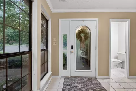 Entry Way - 716 Hilltop Rd, Alexander, AR 72002 photo 1 of 5