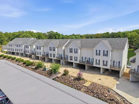 227 Bayshore Cv, Hot Springs, AR 71901