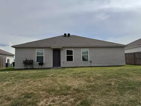 Exterior - 27 Sun Drenched Trl, Conway, AR 72032 photo 3 of 4