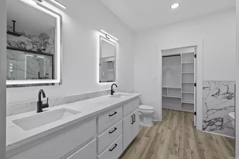 Bath - 11200 W Centennial Rd, Cabot, AR 72023 photo 1 of 4