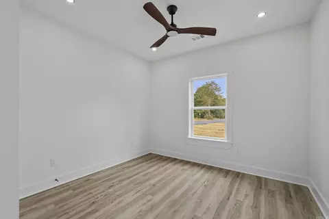 Bedroom - 11200 W Centennial Rd, Cabot, AR 72023 photo 6 of 7