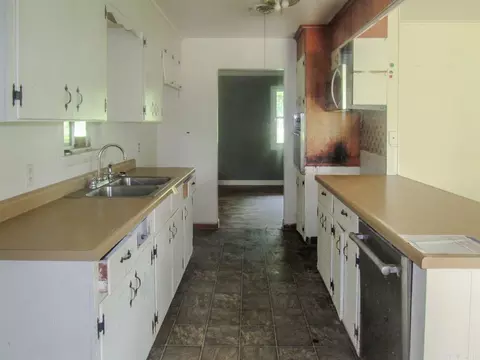 Kitchen - 528 Phillips Rd 251, Lexa, AR 72355 photo 2 of 2
