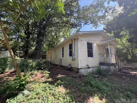 1604 Thornton Ferry Rd, Hot Springs National Park, AR 71913