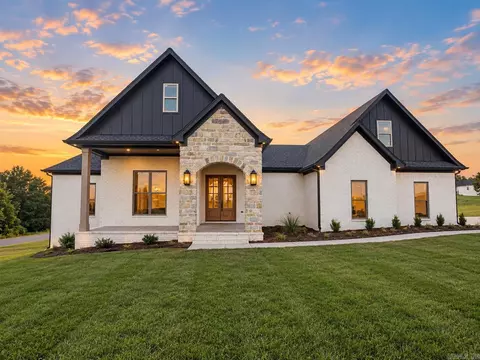 Exterior - 1 Bella View Dr, Greenbrier, AR 72058 photo 1 of 6