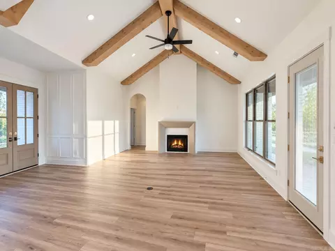 Living - 1 Bella View Dr, Greenbrier, AR 72058 photo 1 of 1