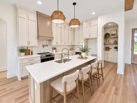 Kitchen - 1 Bella View Dr, Greenbrier, AR 72058 photo 1 of 4