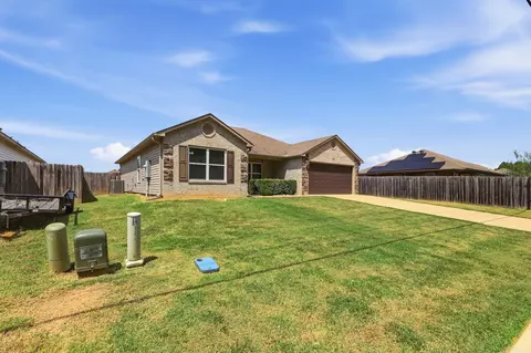 Exterior - 9705 Zuber Rd, Alexander, AR 72002 photo 10 of 11