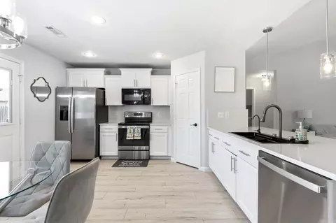 Kitchen - 9705 Zuber Rd, Alexander, AR 72002 photo 1 of 4