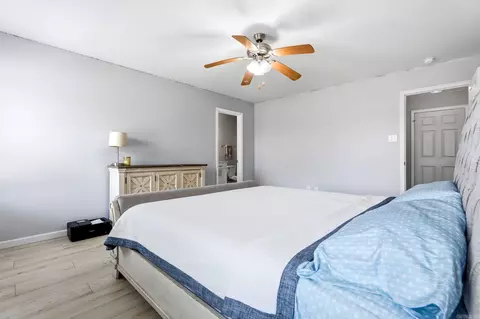 Bedroom - 9705 Zuber Rd, Alexander, AR 72002 photo 3 of 9