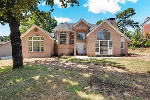 802 Loyola Dr, Little Rock, AR 72211