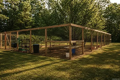 Exterior - 1282 Jenny Rd, Rockport, AR 72104 photo 5 of 16