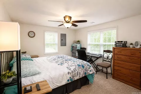 Bedroom - 1282 Jenny Rd, Rockport, AR 72104 photo 2 of 2