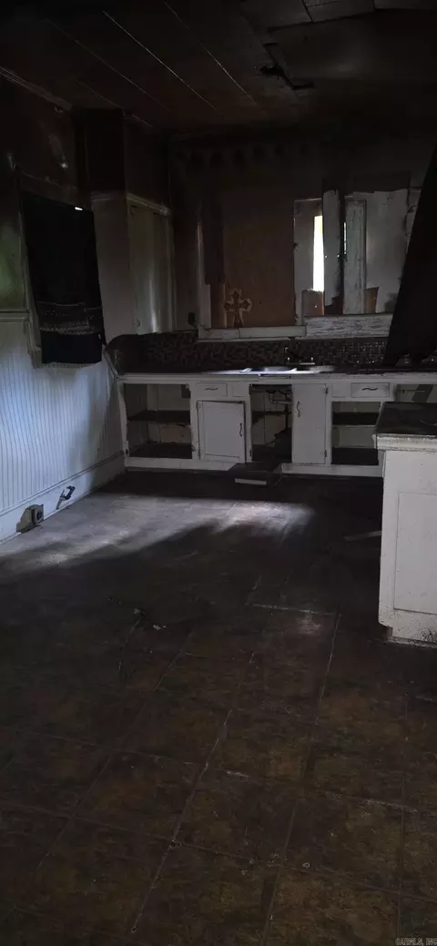 504 E 9th St, Smackover, AR 71762 photo 5