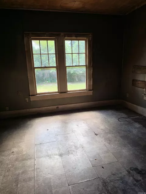 504 E 9th St, Smackover, AR 71762 photo 7