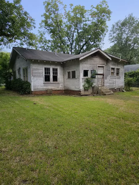 504 E 9th St, Smackover, AR 71762 photo 2