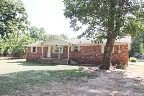9 Jarman Ln, Vilonia, AR 72173