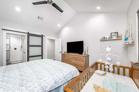 Bedroom - 1755 Hobbiton Cir, Conway, AR 72032 photo 2 of 3