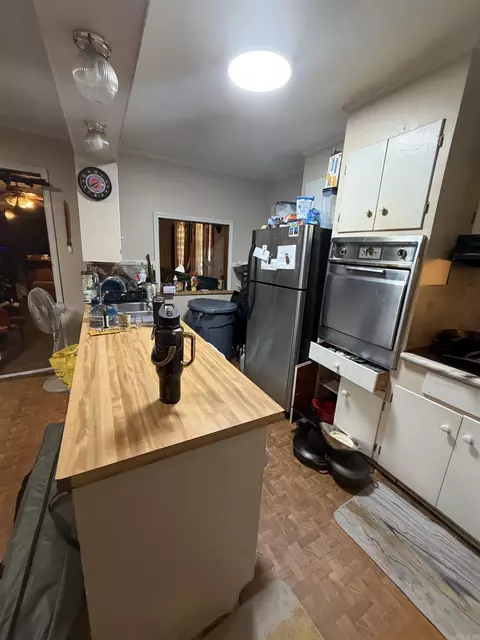 Kitchen - 1808 Belmoor Dr, Pine Bluff, AR 71601 photo 2 of 4