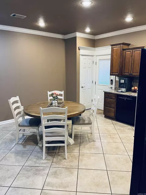 Dining - 502 Wycliffe Dr, Searcy, AR 72143 photo 1 of 1
