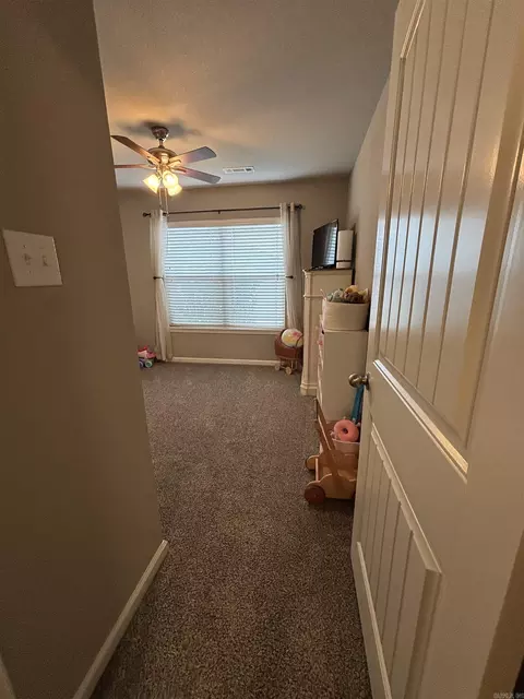 Entry Way - 153 Meadow Dr, Beebe, AR 72012 photo 3 of 4