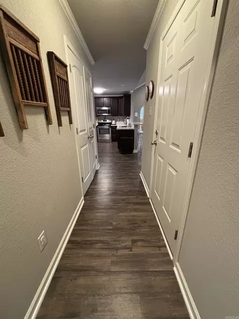 Entry Way - 153 Meadow Dr, Beebe, AR 72012 photo 2 of 4