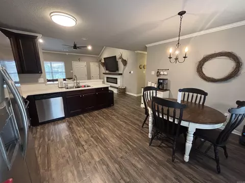 Kitchen - 153 Meadow Dr, Beebe, AR 72012 photo 1 of 2